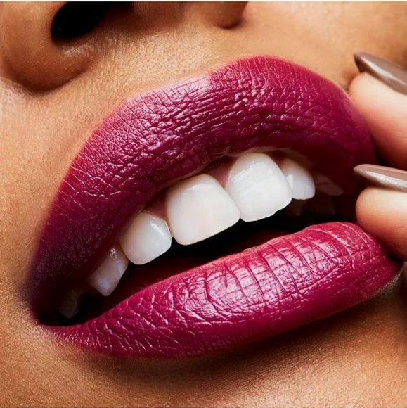 💋 M•A•C Satin Lipstick 💄 - Picture 9 of 12